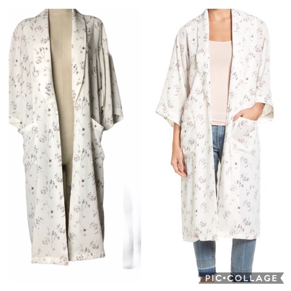 Chelsea28 Floral print topper ivory open front XS